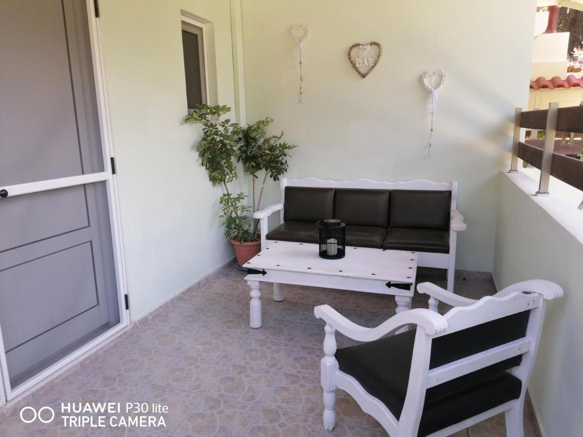 Green Apartments Фалираки Екстериор снимка