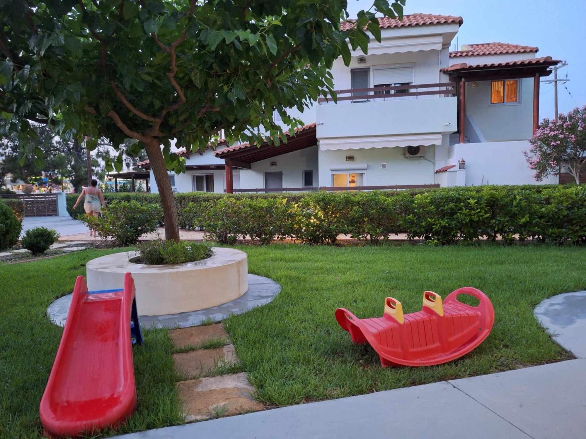 Green Apartments Фалираки Екстериор снимка